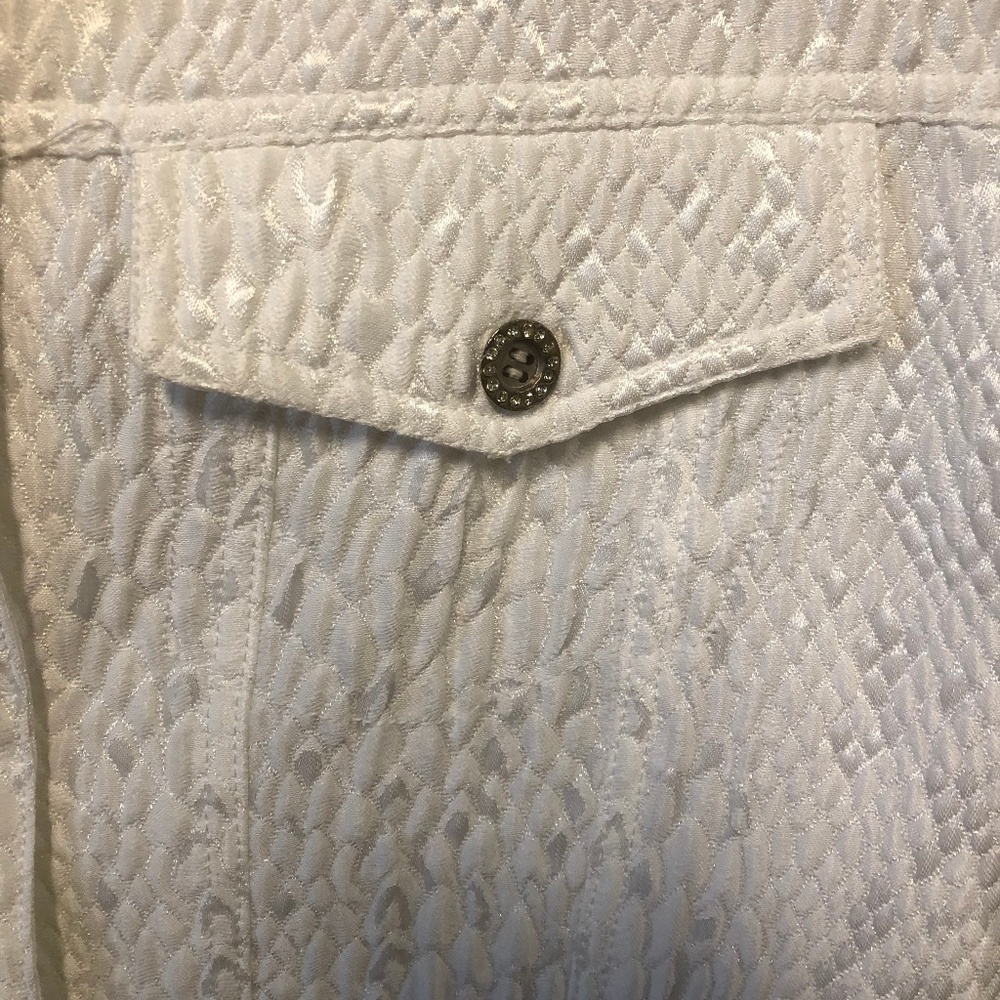 MSK- Semi-Crop Button-Down Jacket - Picture 3 of 5